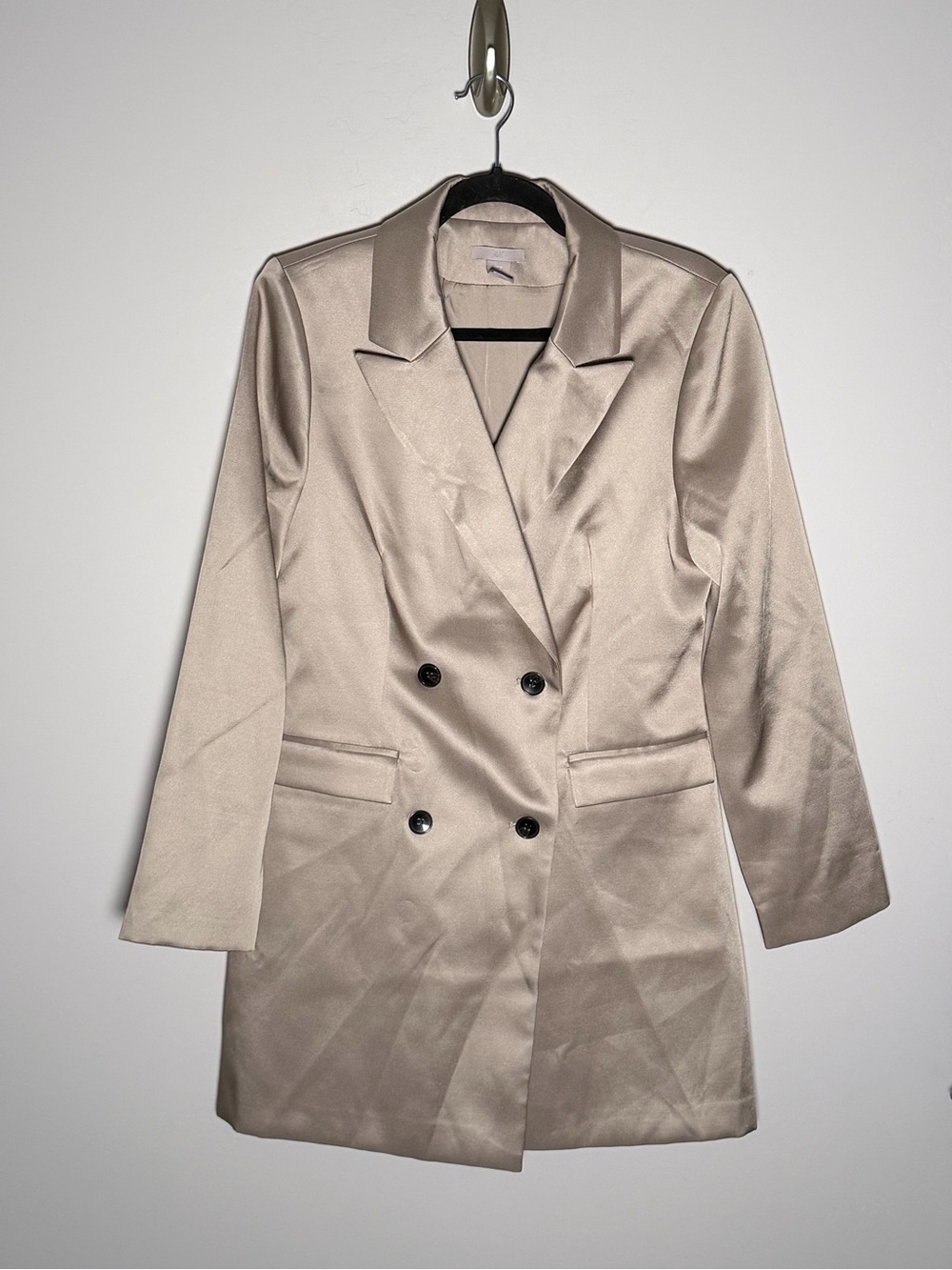 H&M Champagne Double Breasted Satin Dress/Blazer Jacket Sz M - Picture 4 of 13